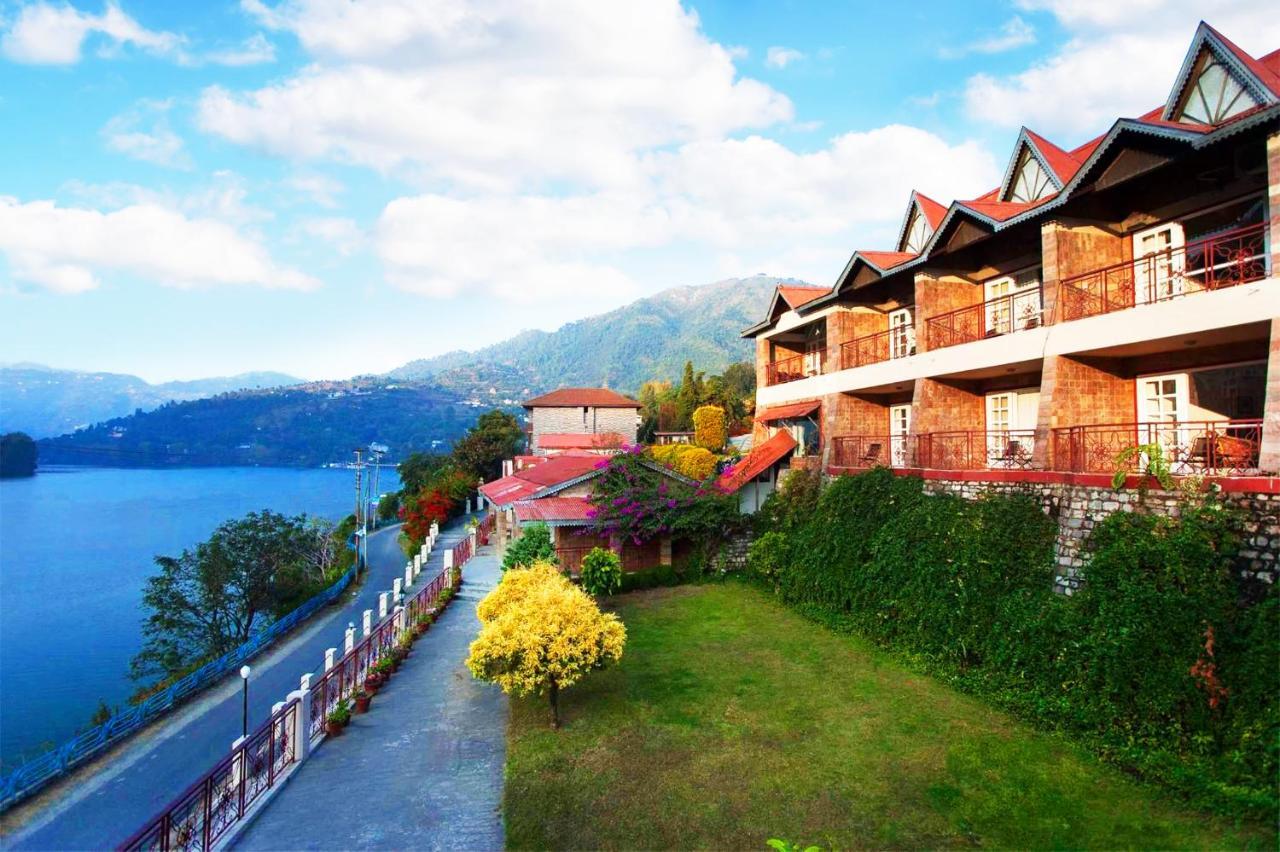 Neelesh Inn- A Luxury Lake View Hotel- 20 Kms From Nainital Bhīm Tāl Kültér fotó